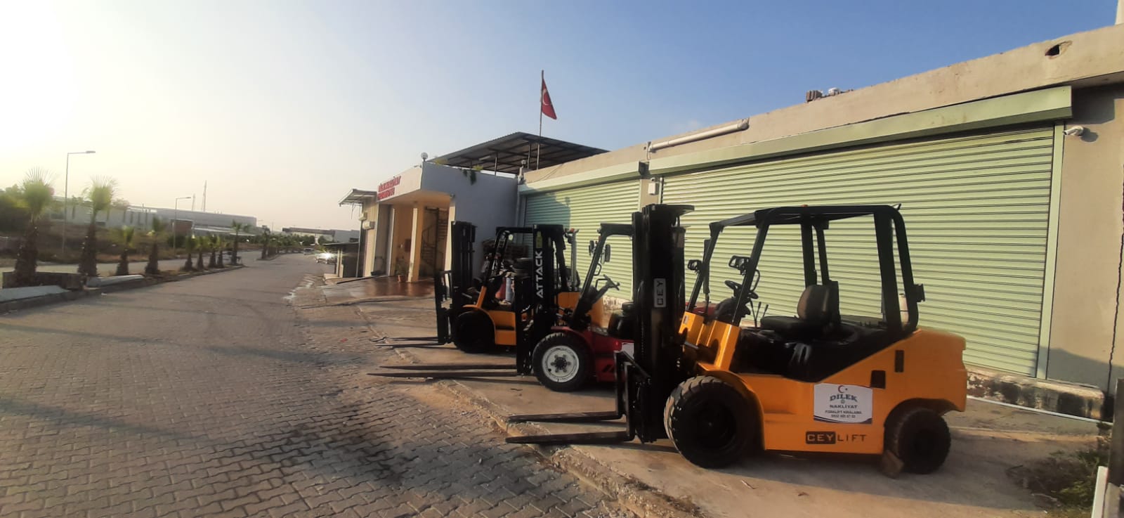 Dilek Forklift Kiralama